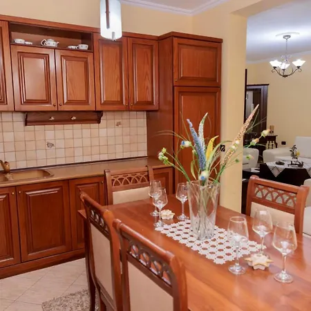 Вилла Heart Of Тирана