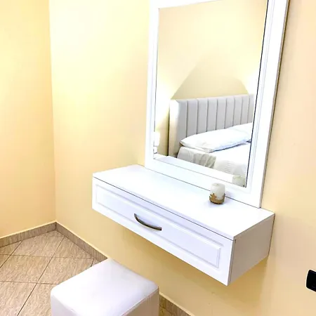 Villa Heart Of Tirana